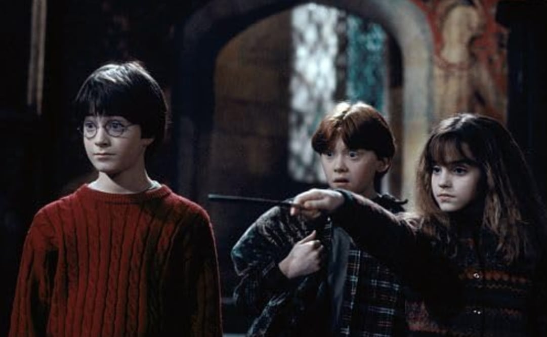 "Harry Potter y la piedra filosofal", la película que en 2001 presentó a Daniel Radcliffe, Emma Watson y Rupert Grint como Harry, Hermione y Ron, respectivamente, regresará a salas de México a partir de este jueves 27 de agosto.
IMDB
