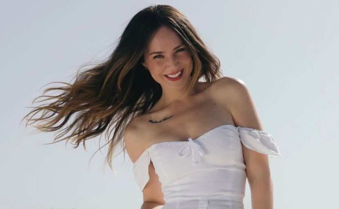 Camila Sodi demostró estar encantada con sus uñas kawaii / Foto: Instagram @camilasodi_