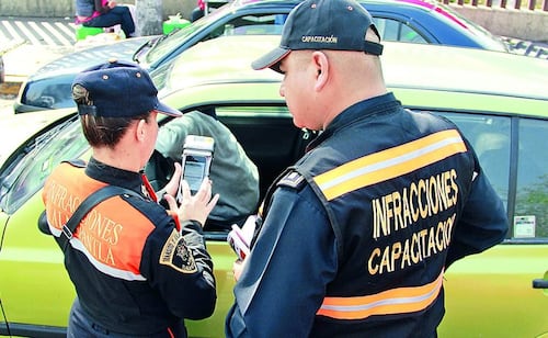 Capacitan a policías auxiliares para infraccionar