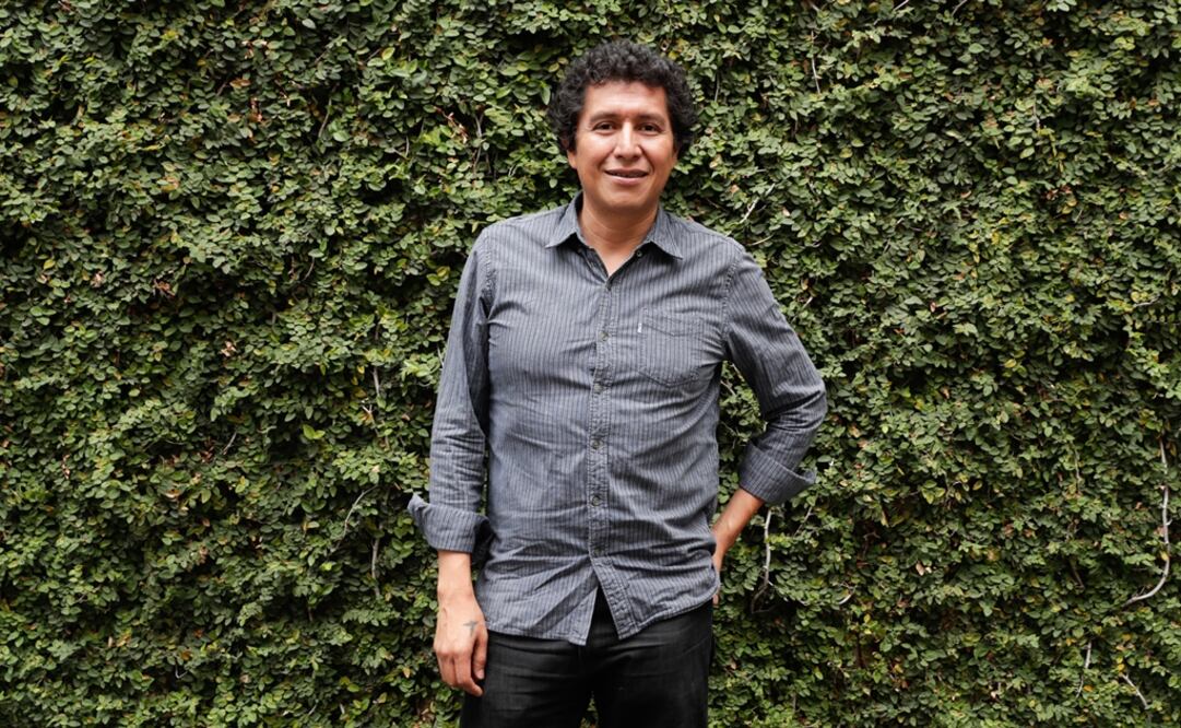 En el 2000, el escritor Luis Humberto Crosthwaite adaptó a historieta la novela "El complot mongol", de Rafael Bernal, y la ilustración la encomendó a Ricardo Peláez. Foto: Iván Stephens / EL UNIVERSAL