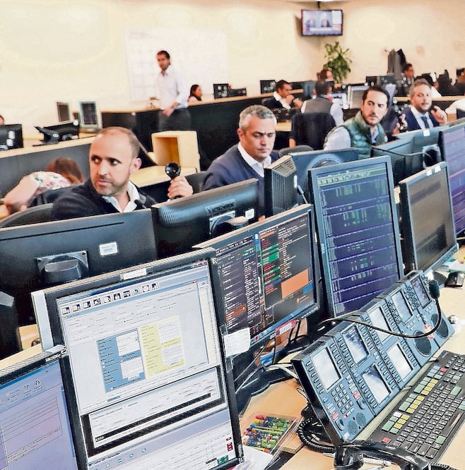 Iniciativa . La propuesta de Biva es acercar el funcionamiento de la bolsa de valores a jóvenes, profesionales y académicos de una forma didáctica. ARCHIVO EL UNIVERSAL