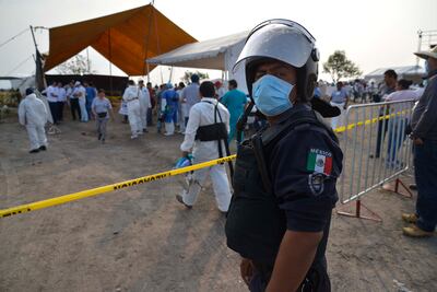 Detienen exhumación de cadáveres en Tetelcingo