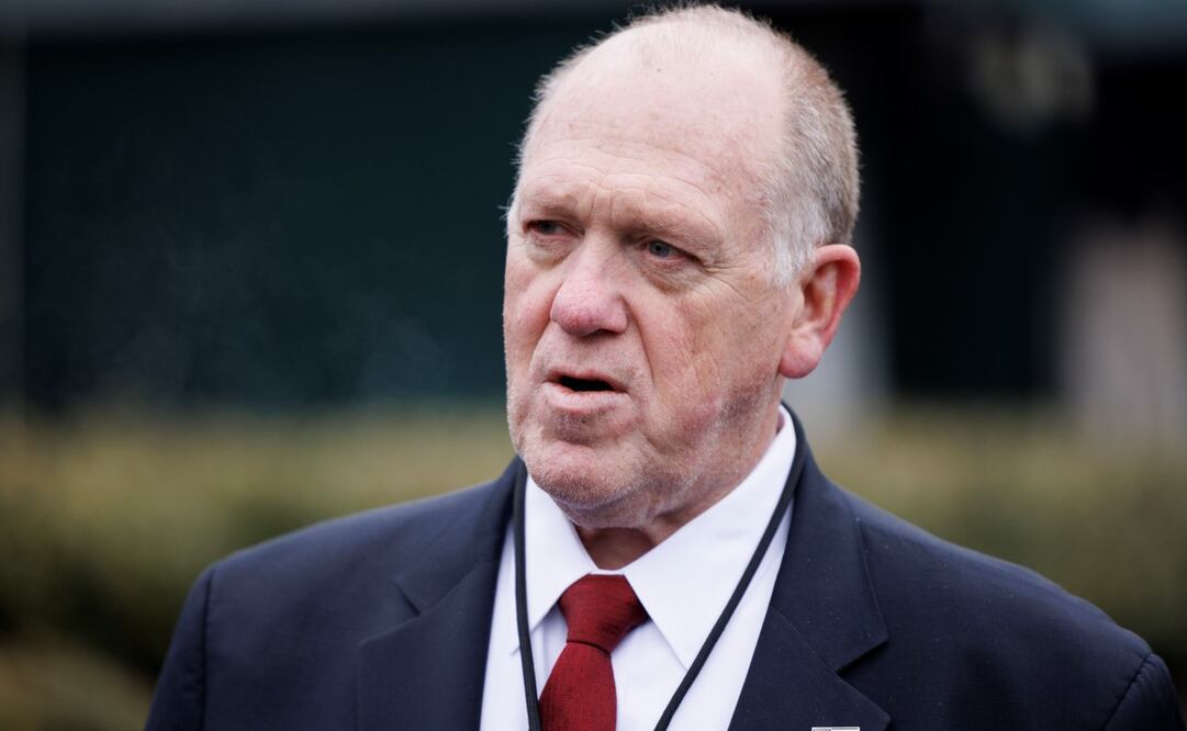 Tom Homan, exdirector de Inmigración y Control de Aduanas y "zar de la frontera" del presidente Trump, pronuncia un discurso ante la prensa fuera del ala oeste de la Casa Blanca en Washington DC, EU, 06 de febrero de 2025. Foto: EFE