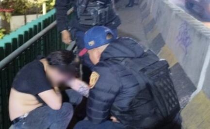 Policías evitan que hombre salte de un puente vehicular en Álvaro Obregón; habría tenido una crisis nerviosa
