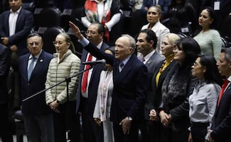 Ratifican a Gertz Manero como embajador de México en Reino Unido; legisladores debaten si tiene la preparación