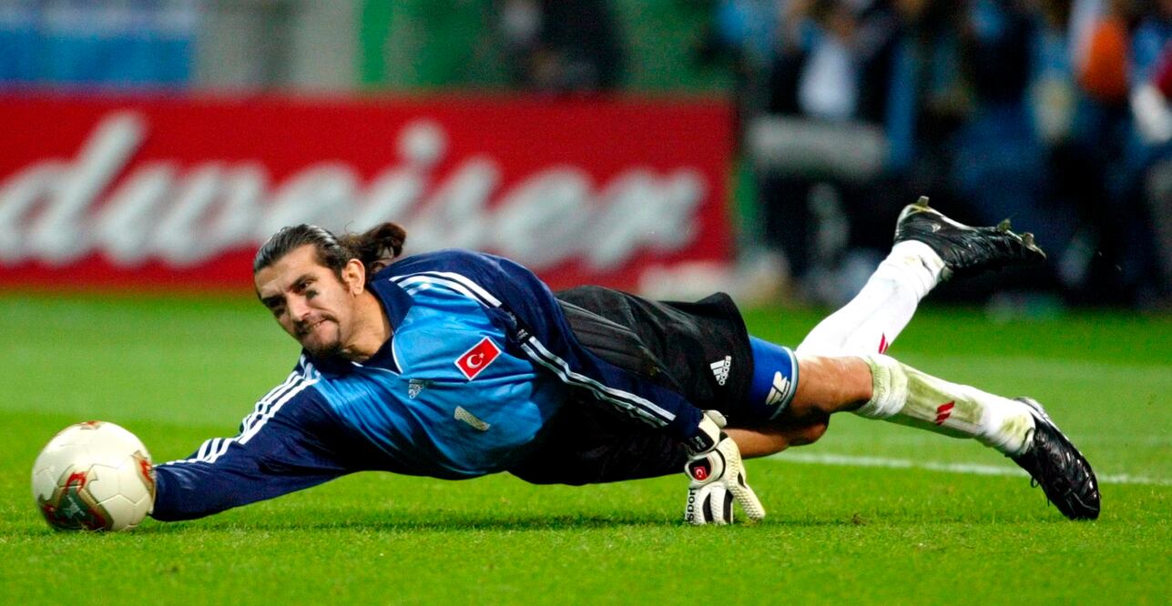 El exmeta era reconocido por usar manchas negras por debajo de los ojos. Fotos: Archivo