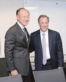 Pide Meade a Congreso y partidos generosidad