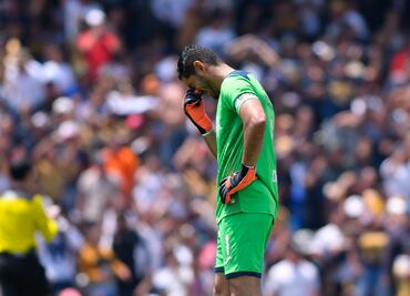 Jesús Corona explica su error en el gol de Pumas
