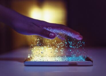 Roban 700 millones de usuarios de LinkedIn, solo por diversión