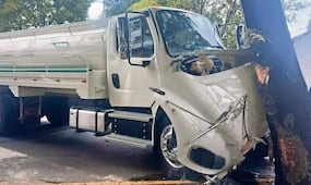 Pipero realiza mal una maniobra y termina aplastando a un hombre