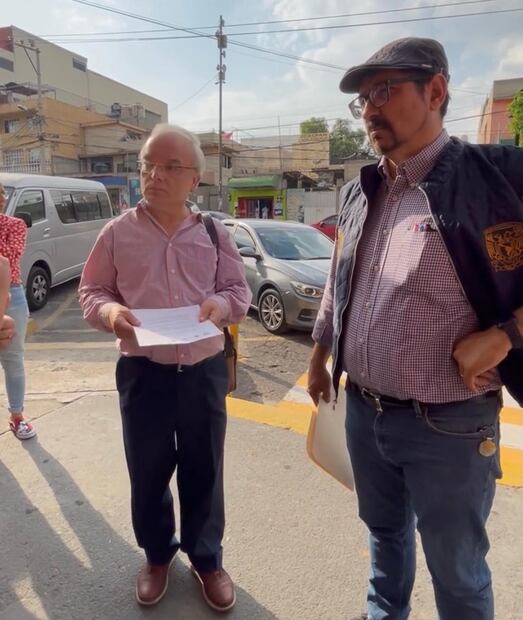 Directivos del CCH Naucalpan llevan respuesta a estudiantes que mantienen tomado el plantel desde hace 23 días. (Foto: especial)