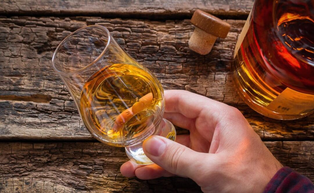 Se cree que un monje irlandés dio origen a la elaboración de whisky en tierras escocesas, hacia el siglo VI. Foto: iStock