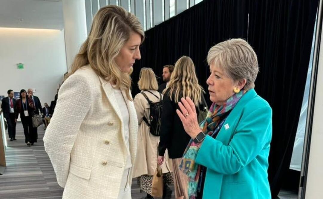 Canciller Alicia Bárcena se reúne con ministra de Relaciones Exteriores Melany Joly en la APEC 2023 en San Francisco. Foto: X @aliciabarcena