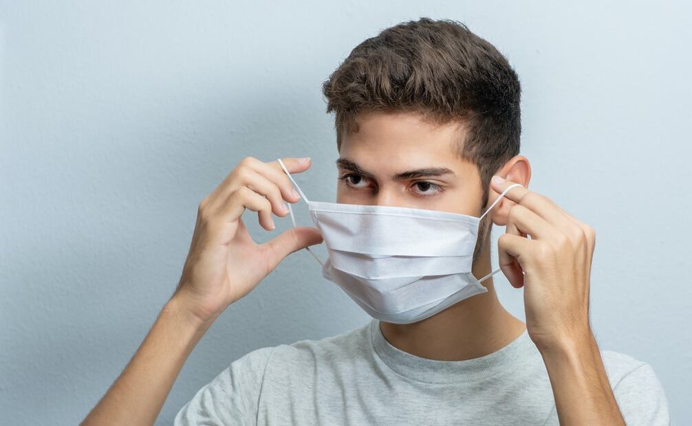 En este temporada se recomienda el uso de cubrebocas en espacios cerrados. Foto: Pixabay