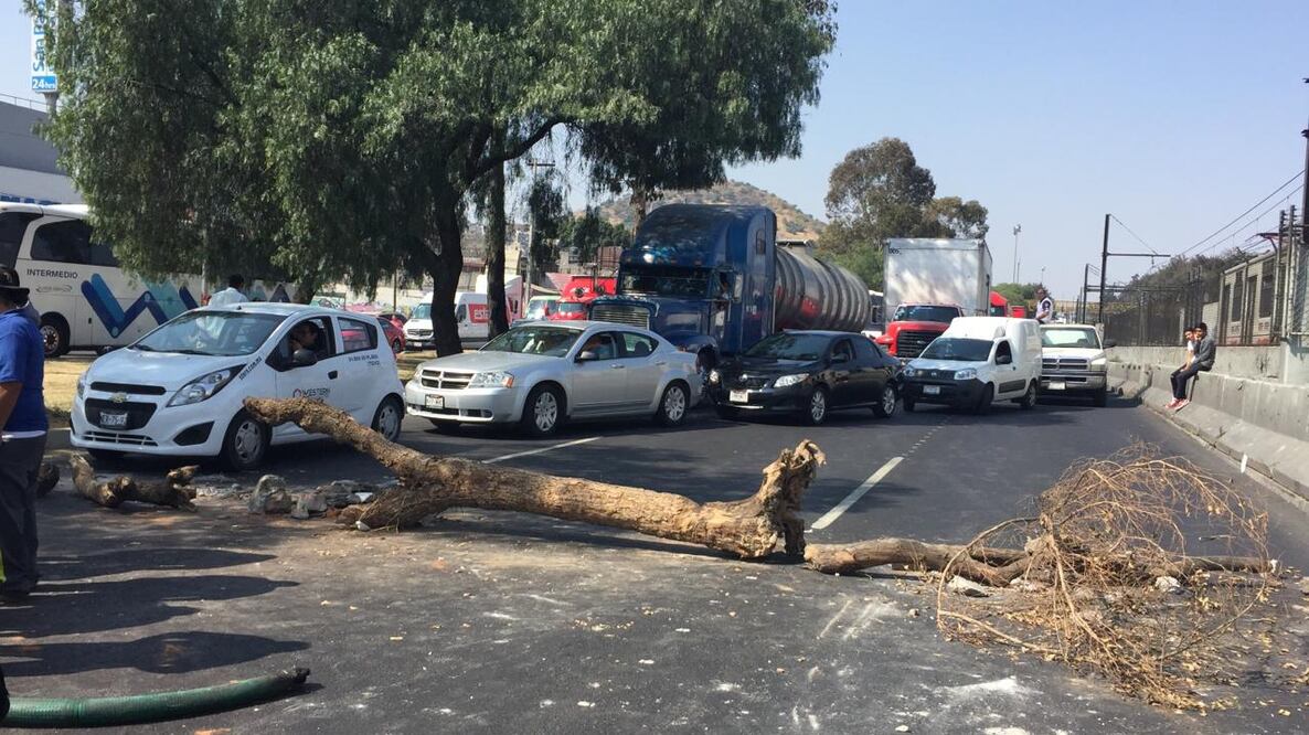 Bloqueo en Zaragoza por gasolina