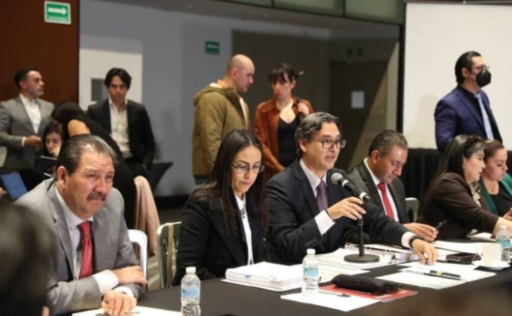 Avalan en comisión Presupuesto 2023; "responde a caprichos de un solo hombre", denuncia oposición