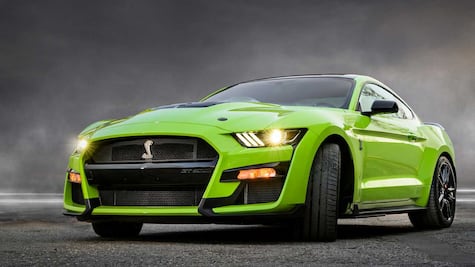 Los autos de lujo de Gignac y otros jugadores de Tigres