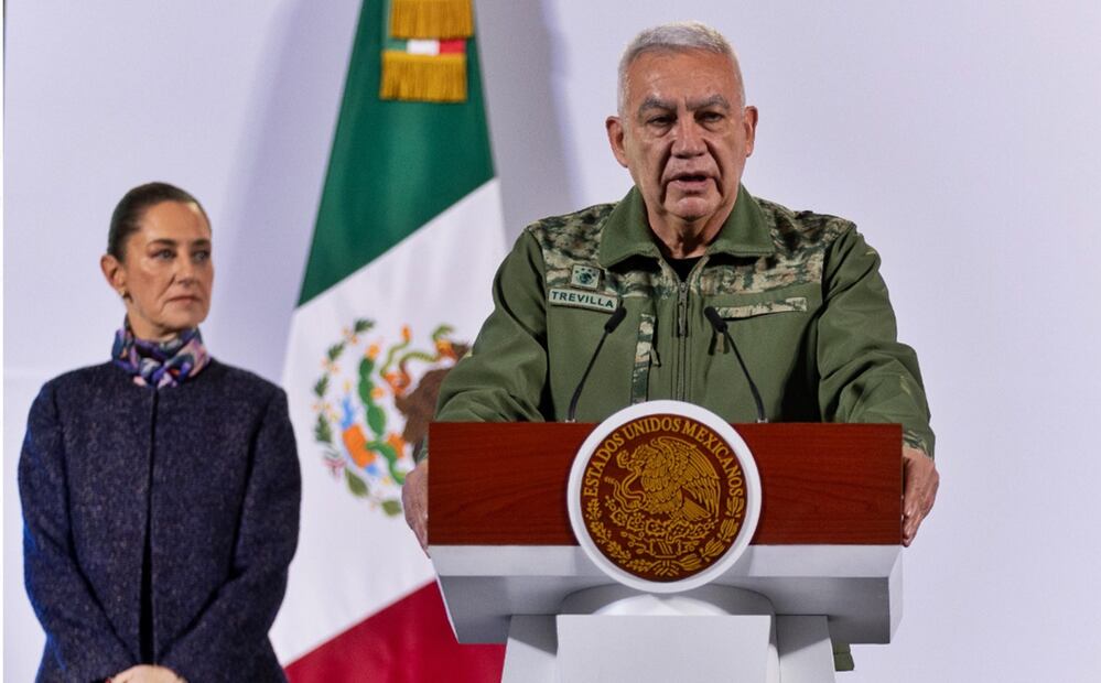 Ante la construcción de nueva vía férreas México-Nuevo Laredo, México-Nogales y el tren de carga del Tren Maya, el secretario de la Defensa Nacional (Sedena), Ricardo Trevilla Trejo, aseguró que participan ingenieros militares por lo que no se afecta la realización de las otras misiones que tiene asignada el Ejército. Foto: Hugo Salvador/EL UNIVERSAL