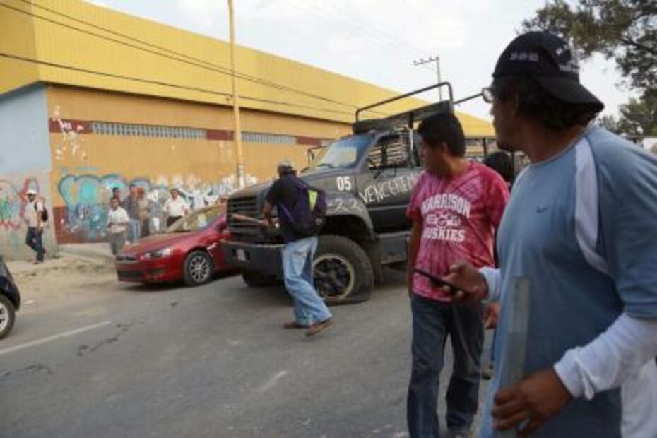Maestros retiran bloqueo del aeropuerto de Oaxaca