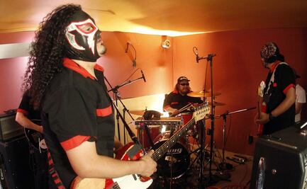 Regresa rock con lucha libre en autoconcierto en la CDMX