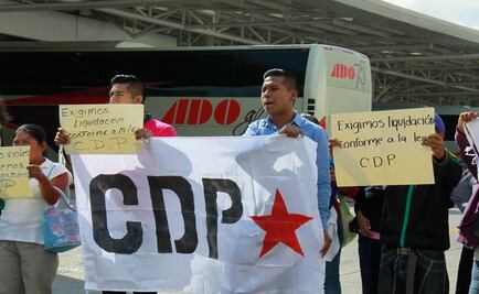 Inconformes toman terminal de autobuses en Oaxaca 