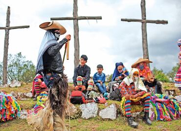 Cerros se visten de danza y música, en Tlaxcala