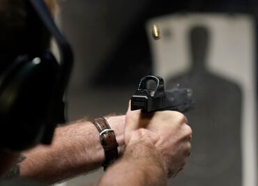 Destituyen a funcionario de gobierno de Sinaloa tras ser detenido con arma de fuego