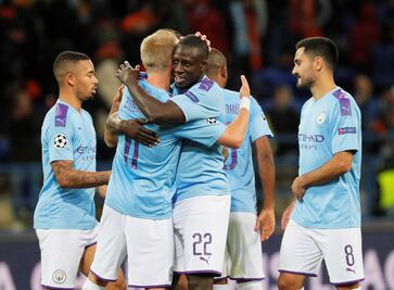 Manchester City golea sin problemas al Shakhtar Donetsk