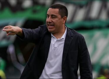 Político colombiano se manifestó en contra de la sanción a Efraín Juárez: "Sólo faltó expulsarlo de la ciudad"