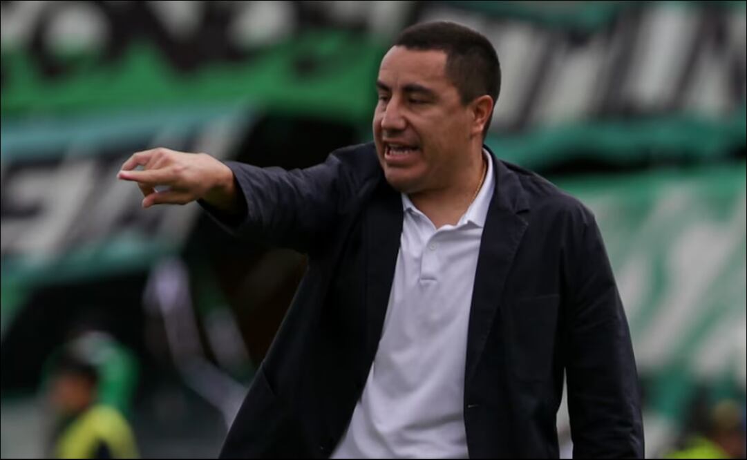 Efraín Juárez fue sancionado por festejar sobre la afición del DIM / Foto: Especiales