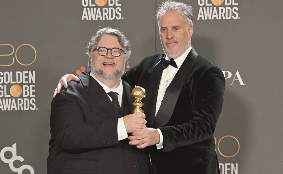 Guillermo del Toro celebró su Globo. Foto: Agencias 