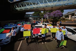 Tras bloqueos, ponen freno a Uber en el AICM
