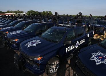 García Harfuch entrega 100 patrullas en Sinaloa para reforzar a la Policía Estatal Preventiva; homicidios han descendido a 3.6 casos diarios