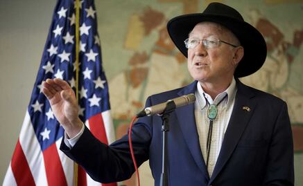 T-MEC seguirá después de la revisión de 2026, confía Ken Salazar