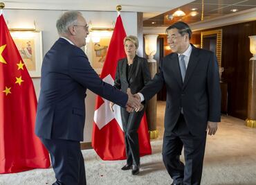 Concluyen negociaciones comerciales entre EU y China sin señales de avance; diálogo continuará el domingo