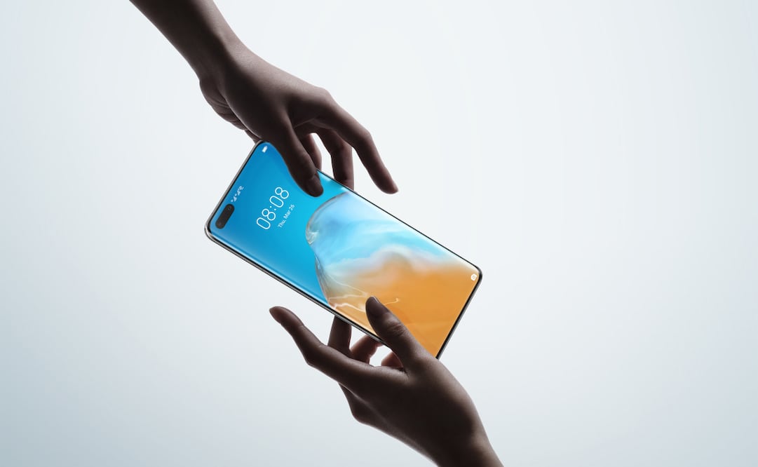 La pantalla del P40 Pro incluye sensor de huellas bajo el display, su procesador es un Kirin 990 y está optimizado para redes 5G