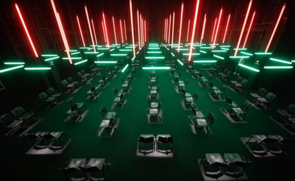 Sin actores, a oscuras y con audífonos, "Blindness" propone nueva forma de vivir el teatro