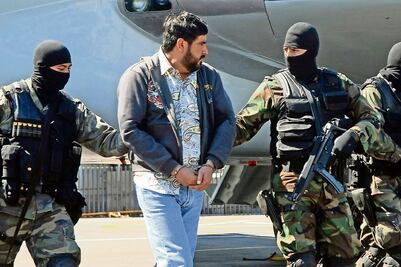 México extradita a 2 hombres reclamados por EU 