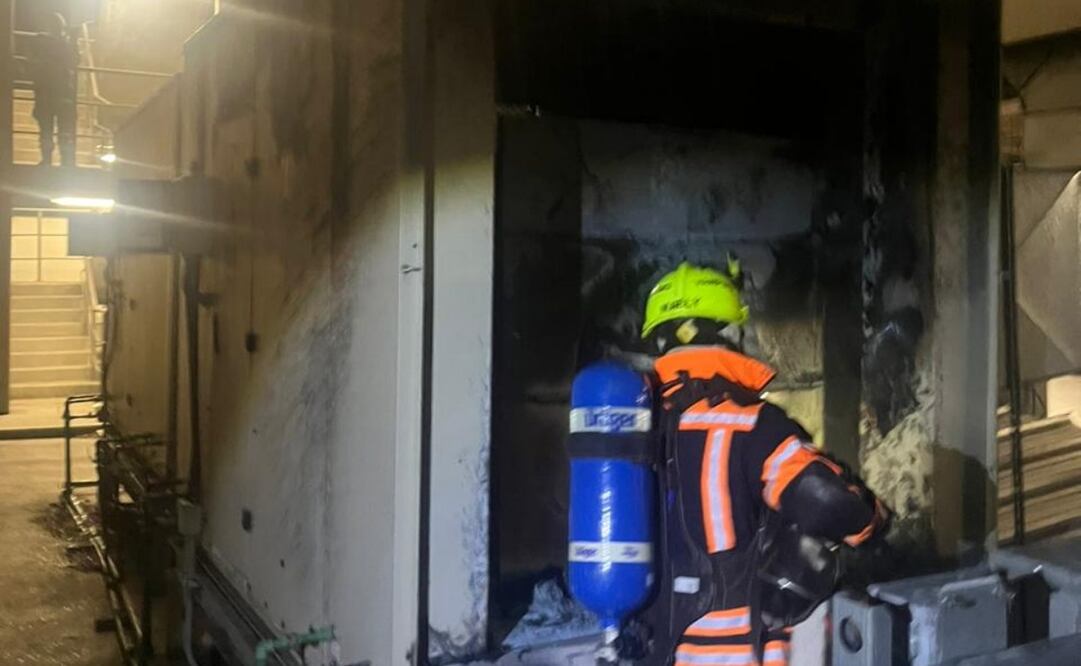 Evacúan Plaza “Portal San Ángel” por corto circuito en sistema de ventilación (28/05/2025). Foto: Especial