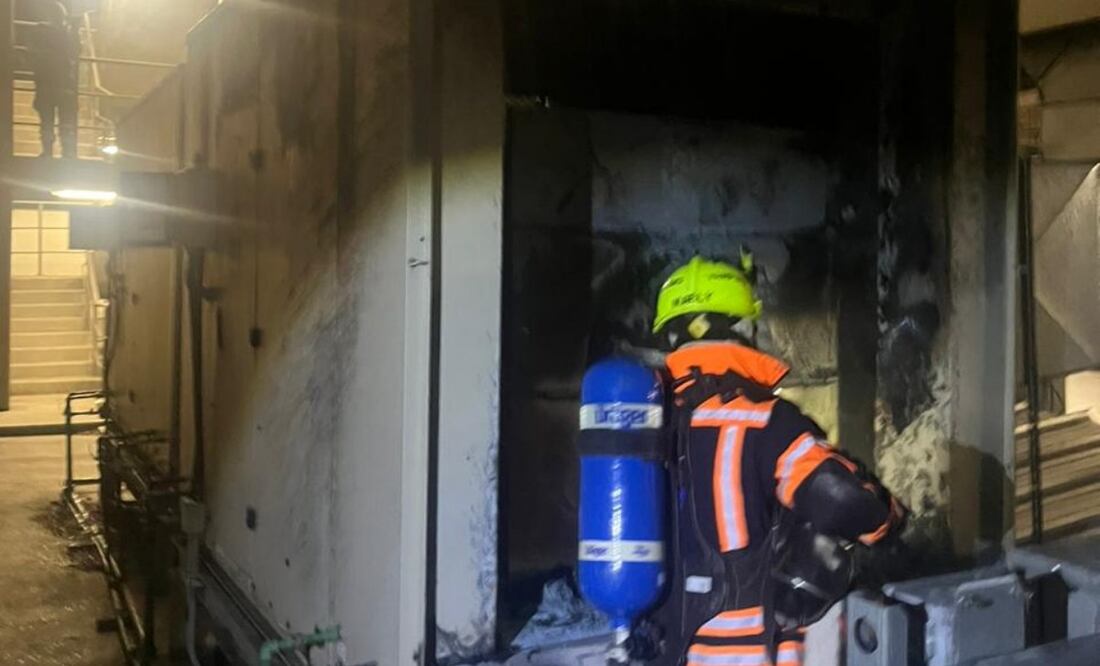 Evacúan Plaza “Portal San Ángel” por corto circuito en sistema de ventilación (28/05/2025). Foto: Especial