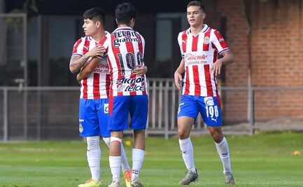 La 'Chofis' anota golazo con la Sub 20 de Chivas