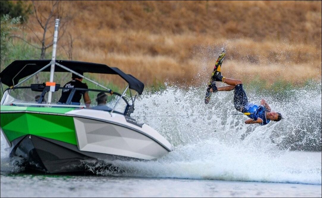 Con 16 años "Pato" se consagró campeón de la categoría figuras Open abierto  Foto: EFE