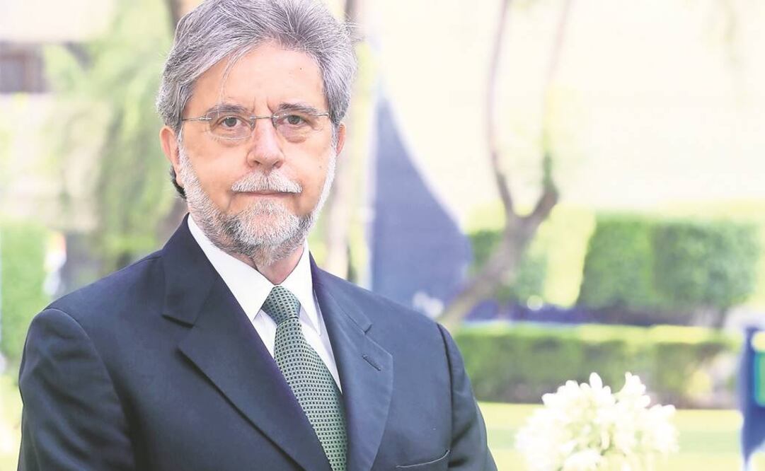 Buscan silenciar. Javier Esteinou Madrid afirmó que en la medida en que se sacrifica a comunicadores, se refuerza el modelo de pensamiento único (UAM)