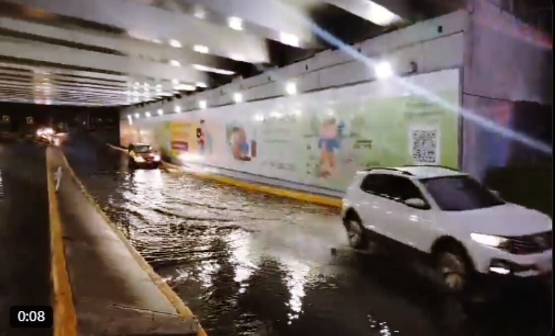 Lluvias dejan encharcamientos en CDMX; afectaciones en Periférico, Viaducto y Coyoacán. Foto: Captura de pantalla