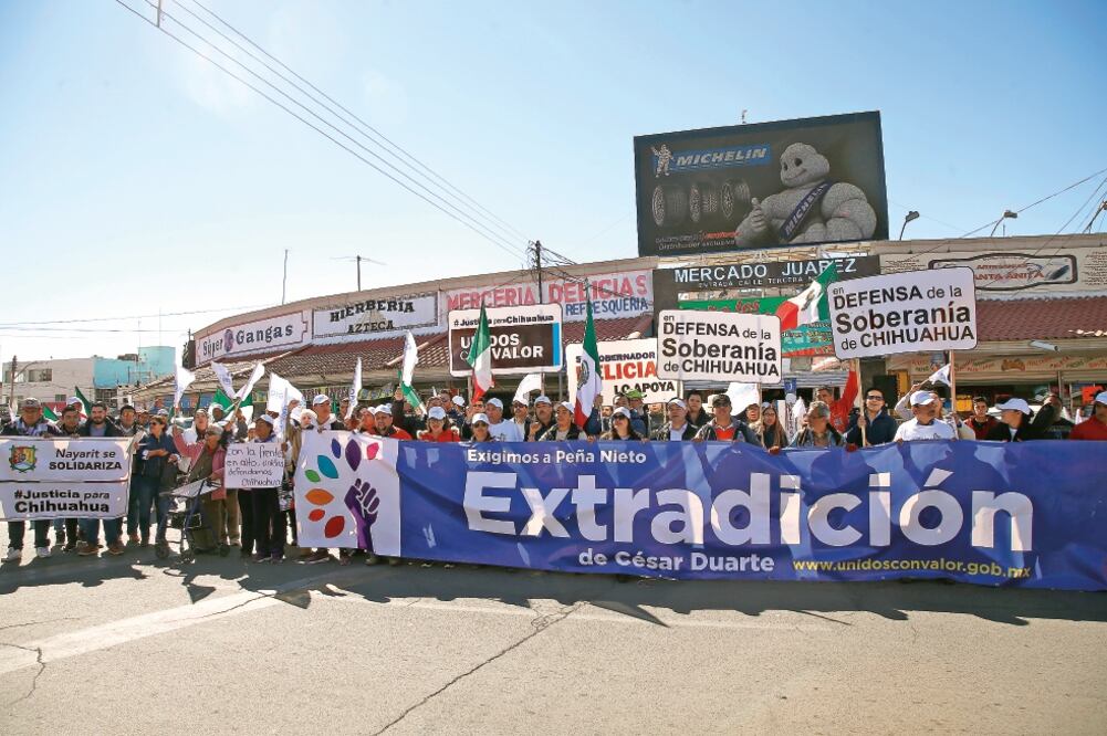 La Caravana por la Dignidad, que organizó Javier Corral, llegó a Delicias, ciudad ubicada a 100 kilómetros al sur de la capital de Chihuahua. (ESPECIAL)