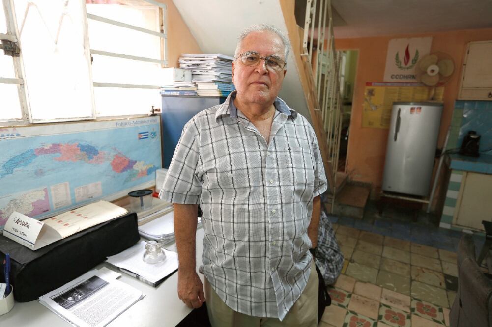 “En Cuba no habrá otros 50 años de experimento totalitario. Concluirá en corto y mediano plazo”, Elizardo Sánchez, disidente cubano y presidente de la (ilegal) Comisión Cubana de Derechos Humanos y Reconciliación Nacional