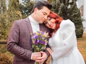 Mamá se casa con su propio hijo 31 años menor: "nuestra relación es perfecta"