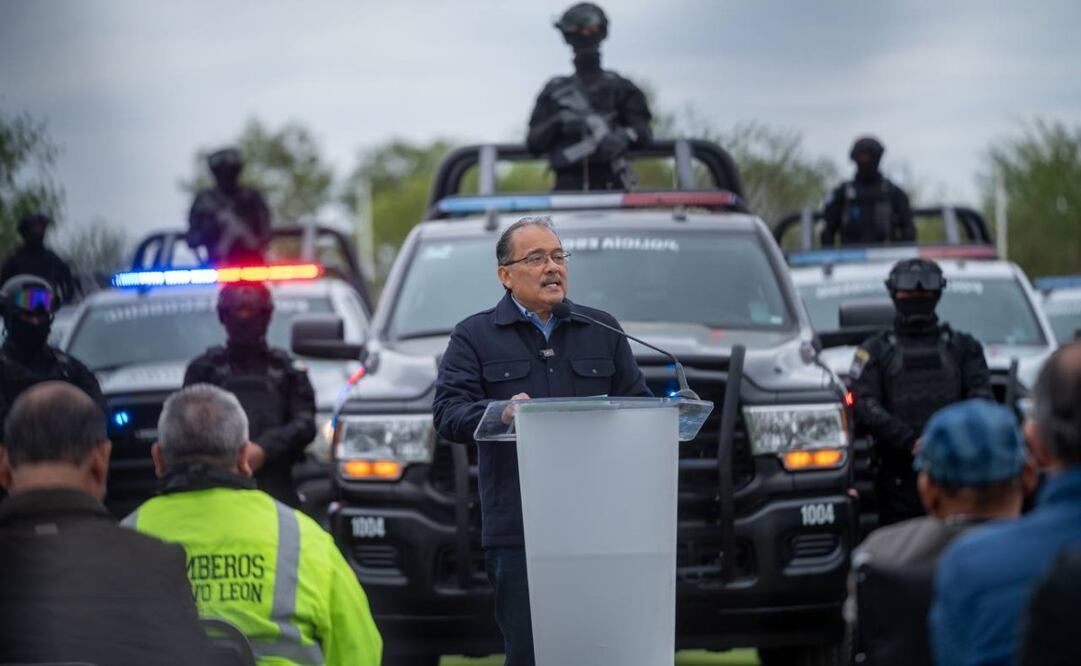 Andrés Mijes presentó las nuevas unidades y dio el banderazo de arranque al operativo Semana Santa Segura. Foto: Especial