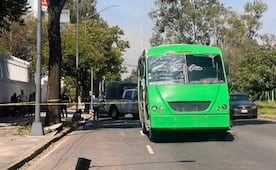 Motociclista muere tras chocar con una unidad de transporte público en la GAM; detienen al chofer