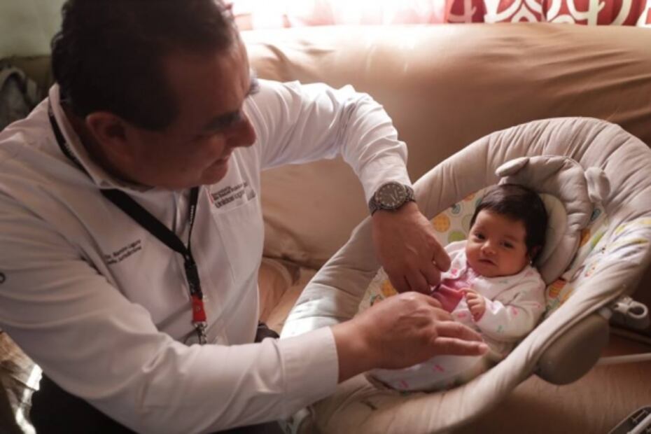 Joselyn crece sana; papás piden ya no llamarla “niña del garrafón”